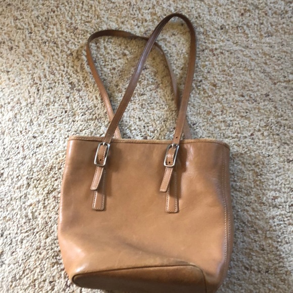 Coach Handbags - Vintage coach purse